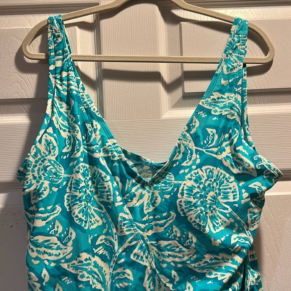 L.L. Bean x Summersalt The Perfect Wrap One Piece Swimsuit 22 Plus Batik - Picture 5 of 11